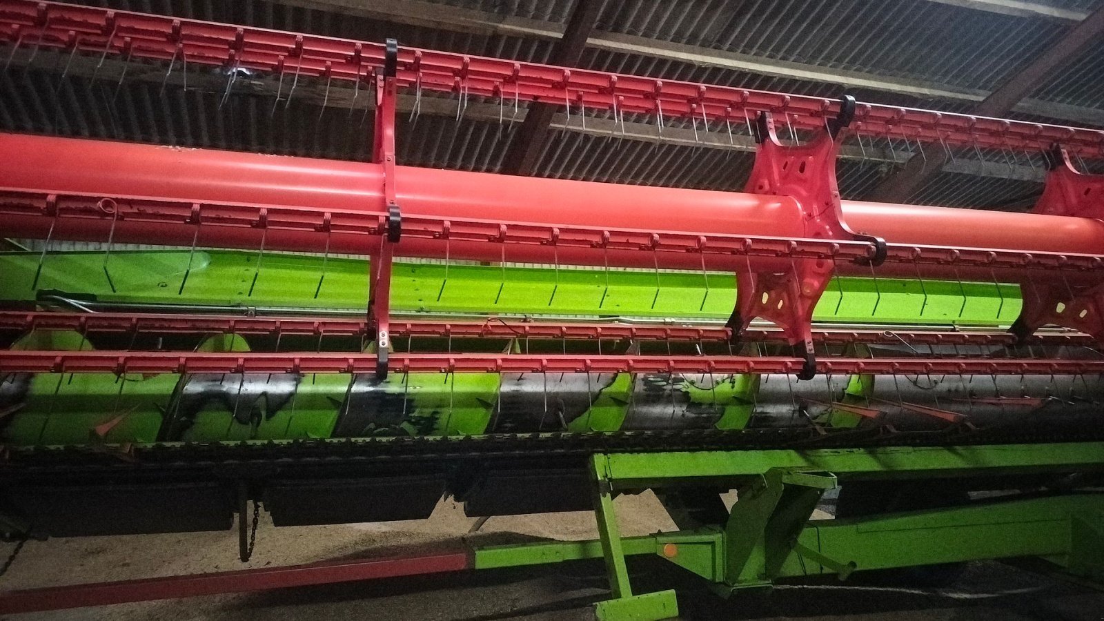 Mähdrescher des Typs CLAAS LEXION 670, Gebrauchtmaschine in Løgumkloster (Bild 5)