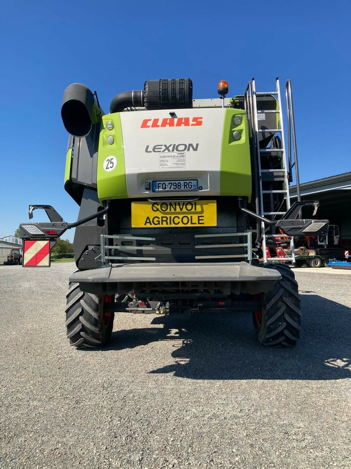 Mähdrescher от тип CLAAS LEXION 6700 BUSINESS, Gebrauchtmaschine в ST CLEMENT DE LA PLACE (Снимка 4)