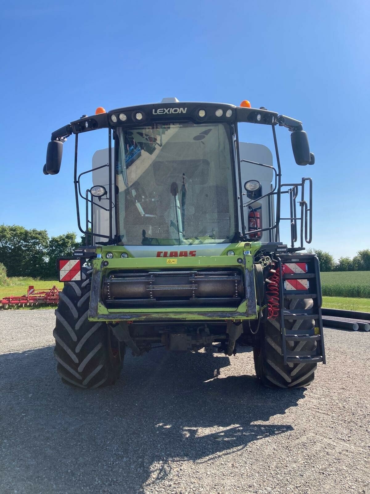 Mähdrescher от тип CLAAS LEXION 6700 BUSINESS, Gebrauchtmaschine в ST CLEMENT DE LA PLACE (Снимка 5)