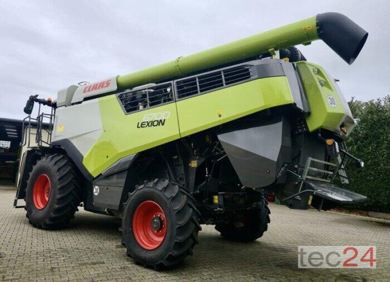 Mähdrescher tip CLAAS Lexion 6700 mit Schneidwerk, Vorführmaschine in Östringen (Poză 14)