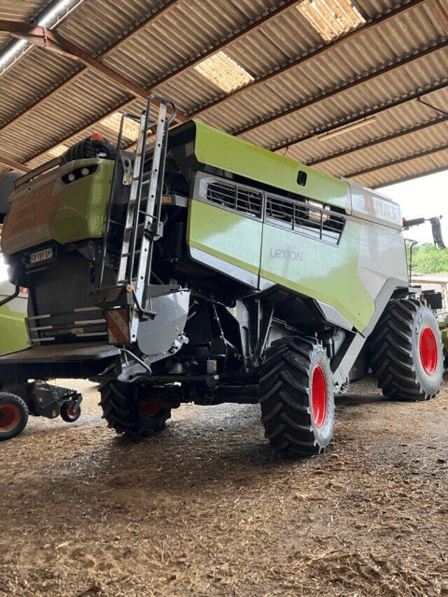 Mähdrescher des Typs CLAAS LEXION 6700 TRADITION, Gebrauchtmaschine in Hauteroche (Bild 4)