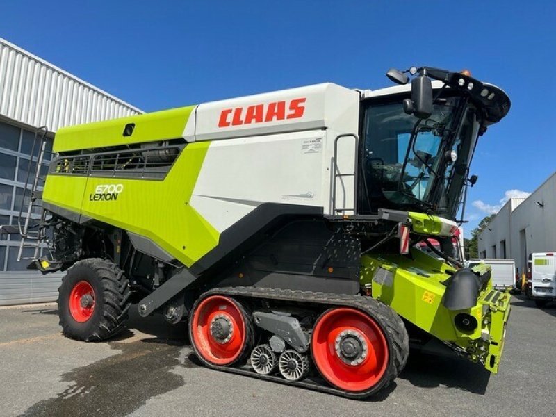 Mähdrescher Türe ait CLAAS LEXION 6700 TT TRADITION, Gebrauchtmaschine içinde Charnay-lès-macon (resim 2)