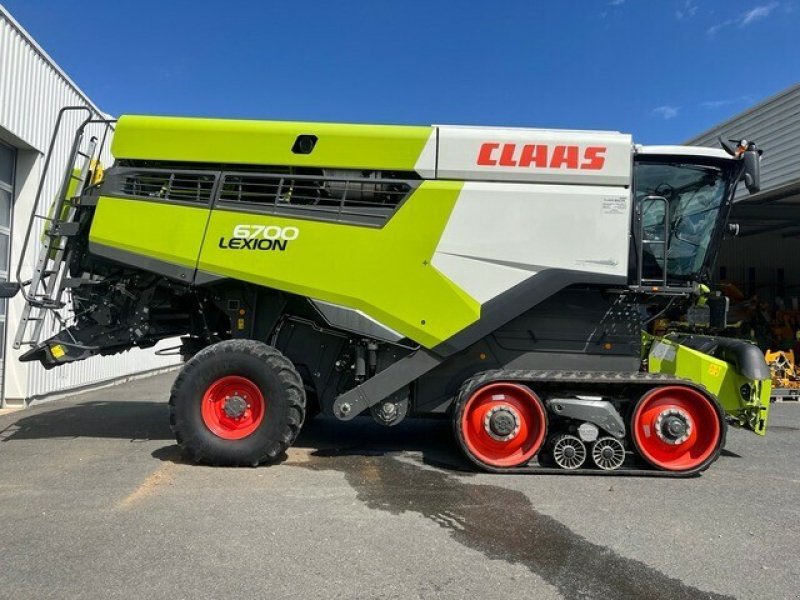 Mähdrescher Türe ait CLAAS LEXION 6700 TT TRADITION, Gebrauchtmaschine içinde Charnay-lès-macon (resim 3)