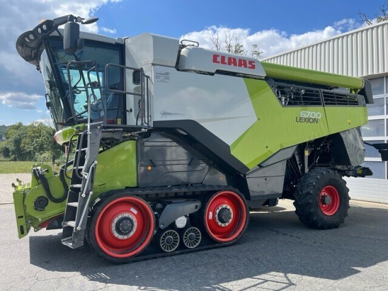 Mähdrescher Türe ait CLAAS LEXION 6700 TT TRADITION, Gebrauchtmaschine içinde Charnay-lès-macon (resim 4)