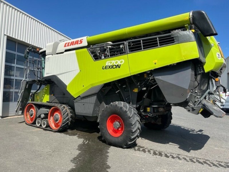 Mähdrescher Türe ait CLAAS LEXION 6700 TT TRADITION, Gebrauchtmaschine içinde Charnay-lès-macon (resim 6)