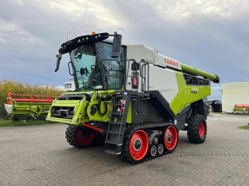 Mähdrescher des Typs CLAAS LEXION 6700 TT, Gebrauchtmaschine in Hockenheim (Bild 1)