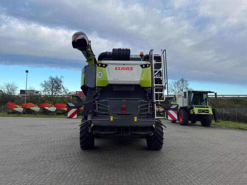 Mähdrescher des Typs CLAAS LEXION 6700 TT, Gebrauchtmaschine in Hockenheim (Bild 4)