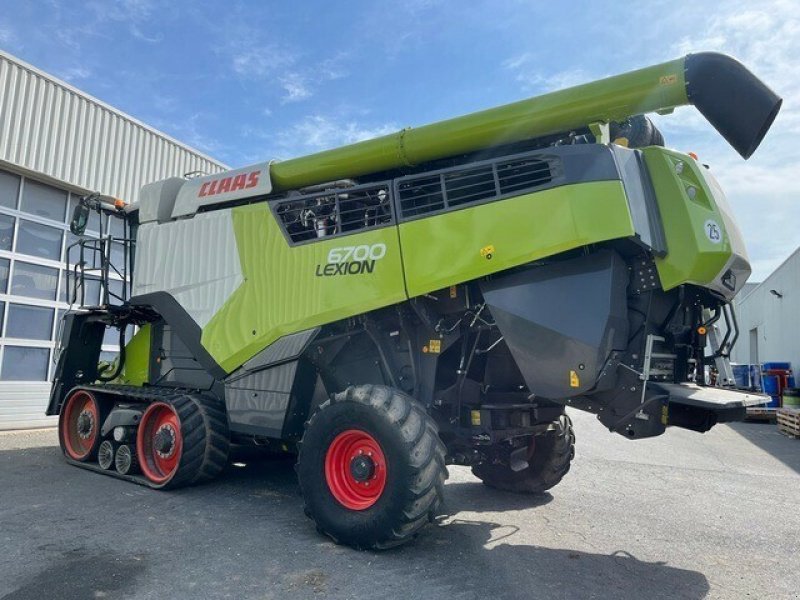 Mähdrescher typu CLAAS LEXION 6700 TT, Gebrauchtmaschine v Charnay-lès-macon (Obrázek 3)