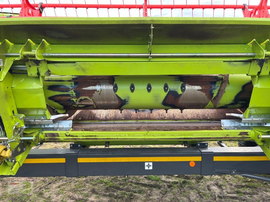 Mähdrescher des Typs CLAAS LEXION 6700 TT, Gebrauchtmaschine in Bordesholm (Bild 13)