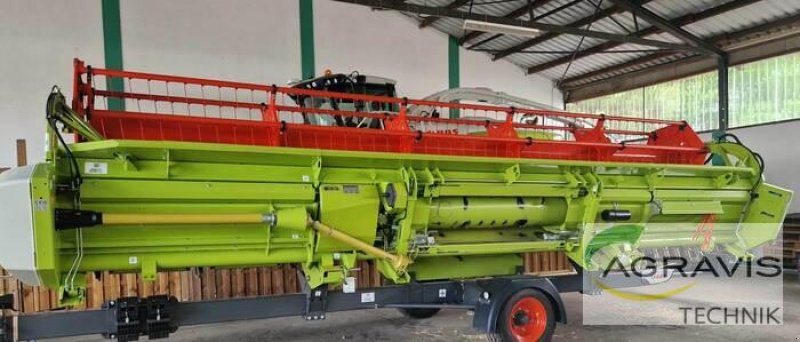 Mähdrescher des Typs CLAAS LEXION 6700, Gebrauchtmaschine in Warburg (Bild 20)