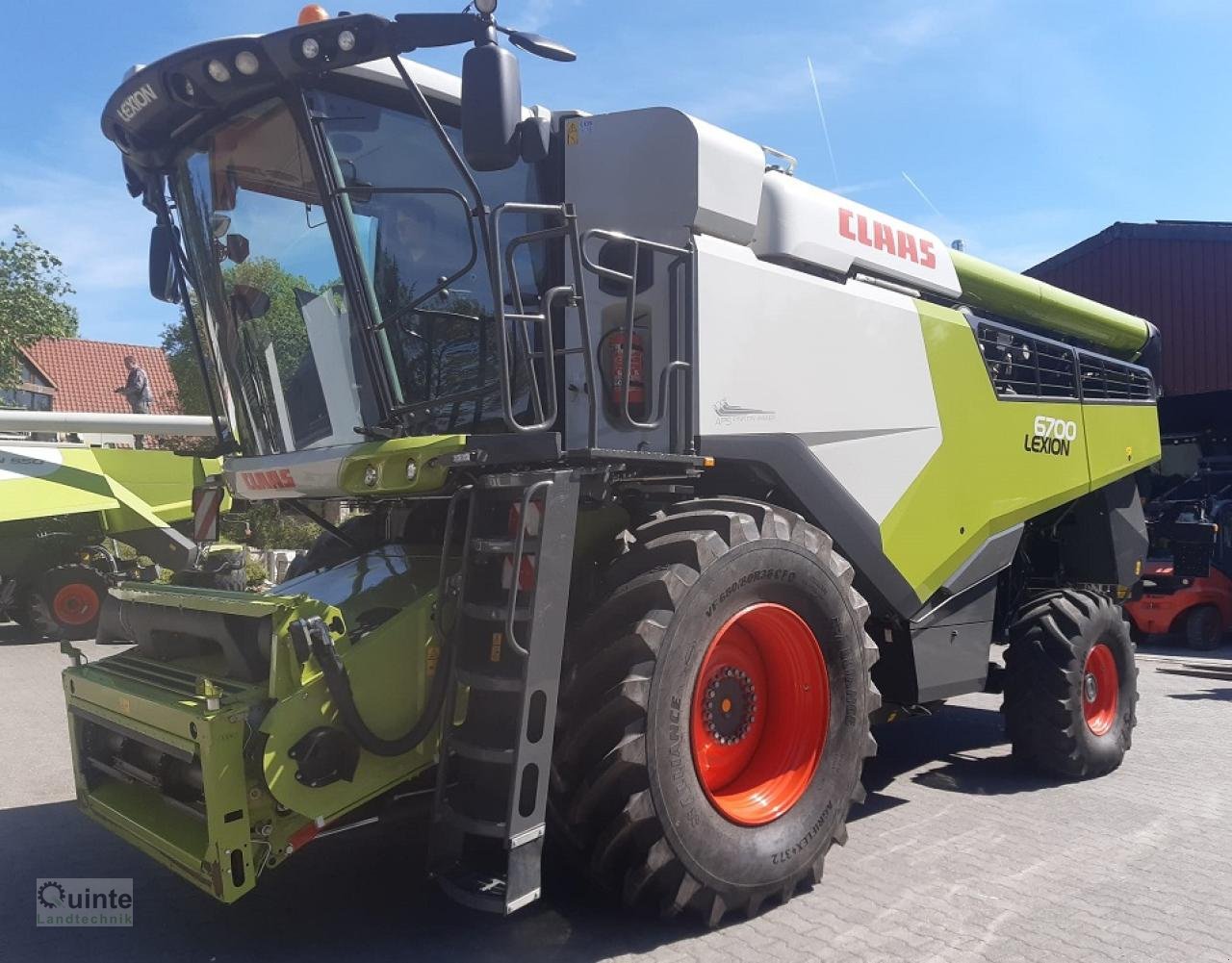 Mähdrescher des Typs CLAAS Lexion 6700, Gebrauchtmaschine in Lichtenau-Kleinenberg (Bild 3)