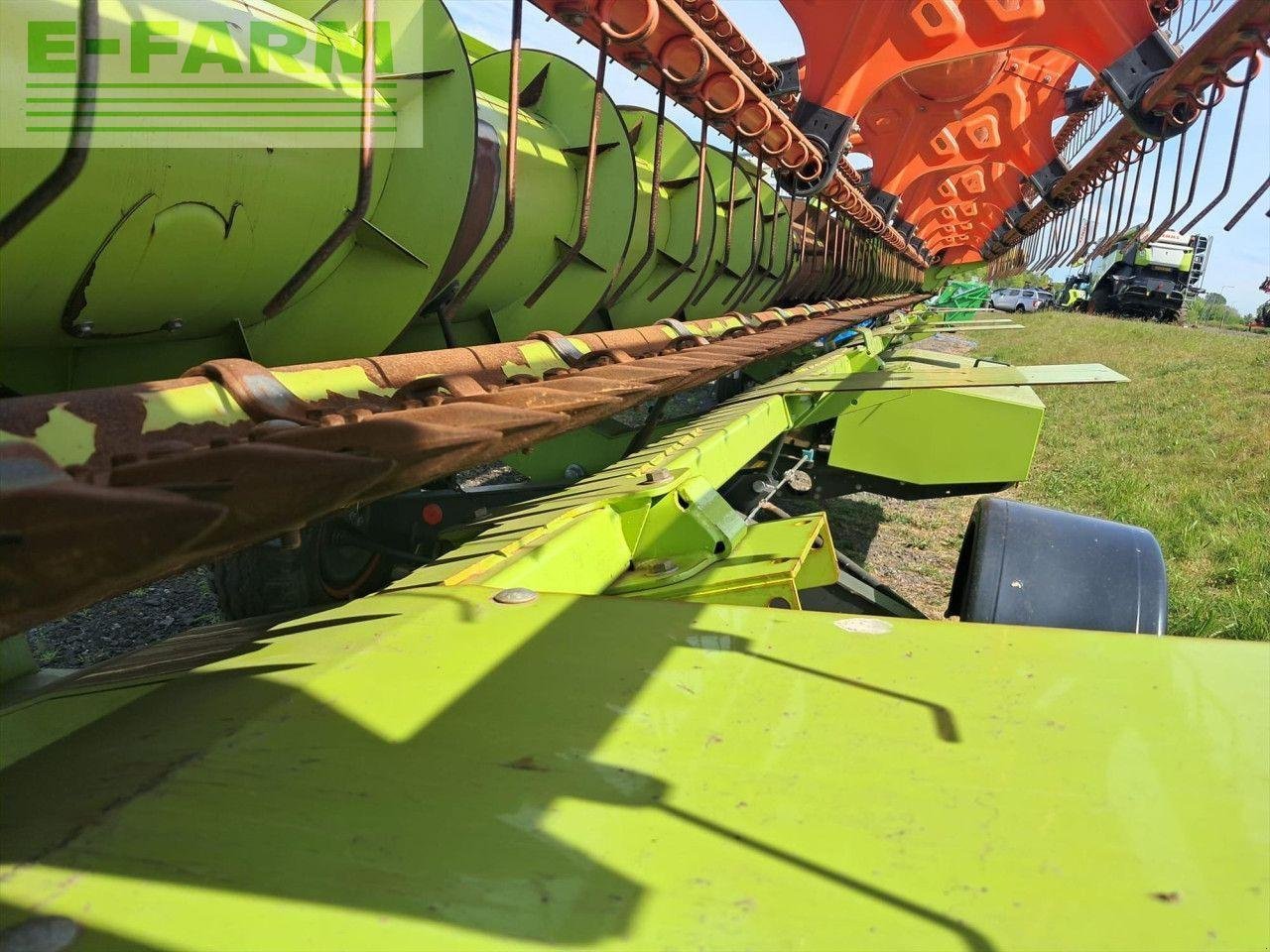 Mähdrescher typu CLAAS LEXION 670TT, Gebrauchtmaschine v DUNBAR (Obrázek 3)