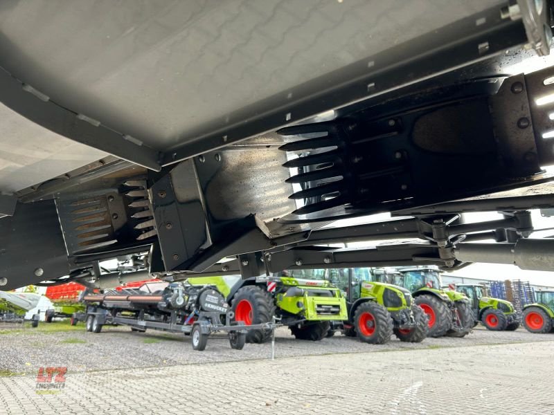 Mähdrescher des Typs CLAAS LEXION 6800 TT E5 CLAAS MÄHDRE, Gebrauchtmaschine in Hartmannsdorf (Bild 15)