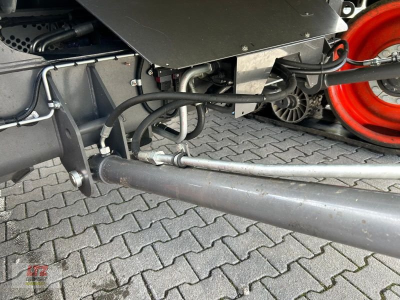 Mähdrescher des Typs CLAAS LEXION 6800 TT E5 CLAAS MÄHDRE, Gebrauchtmaschine in Hartmannsdorf (Bild 9)