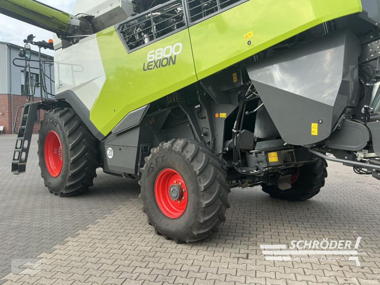 Mähdrescher des Typs CLAAS LEXION 6800 + VARIO 1080 (INKL. RAPS), Gebrauchtmaschine in Lastrup (Bild 17)