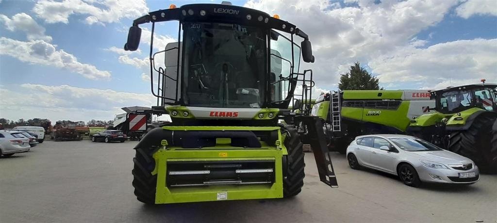 Mähdrescher tip CLAAS LEXION 6800 VI GIVER 50 TIMERS HØSTGARANTI I DK!!! GPS klar. Jet Stream Cleaning, Special cut., Gebrauchtmaschine in Kolding (Poză 4)