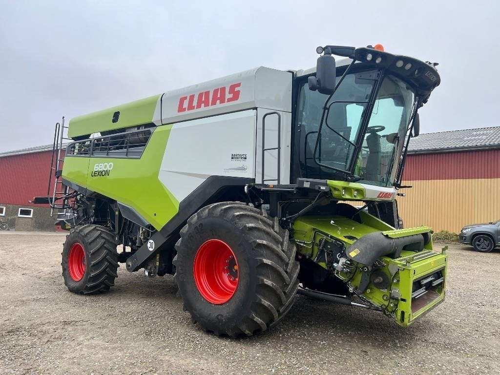 Mähdrescher of the type CLAAS Lexion 6800, Gebrauchtmaschine in Mern (Picture 2)