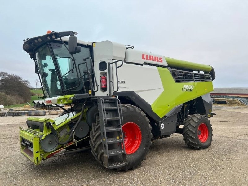 Mähdrescher del tipo CLAAS Lexion 6800, Gebrauchtmaschine In Mern (Immagine 1)