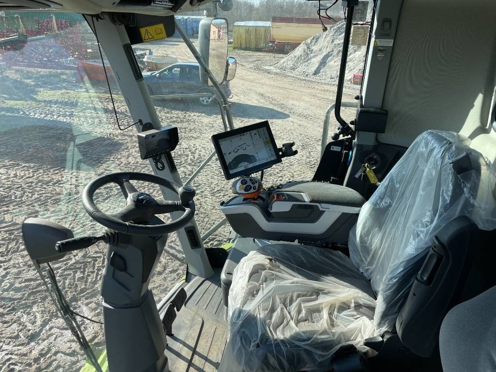 Mähdrescher of the type CLAAS Lexion 6800, Gebrauchtmaschine in Mern (Picture 19)