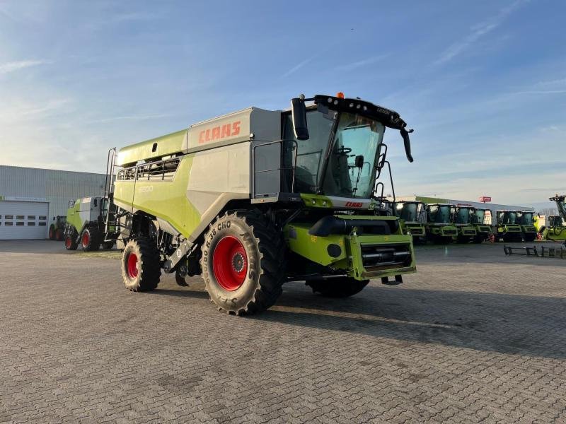 Mähdrescher of the type CLAAS LEXION 6800, Gebrauchtmaschine in Hockenheim (Picture 8)