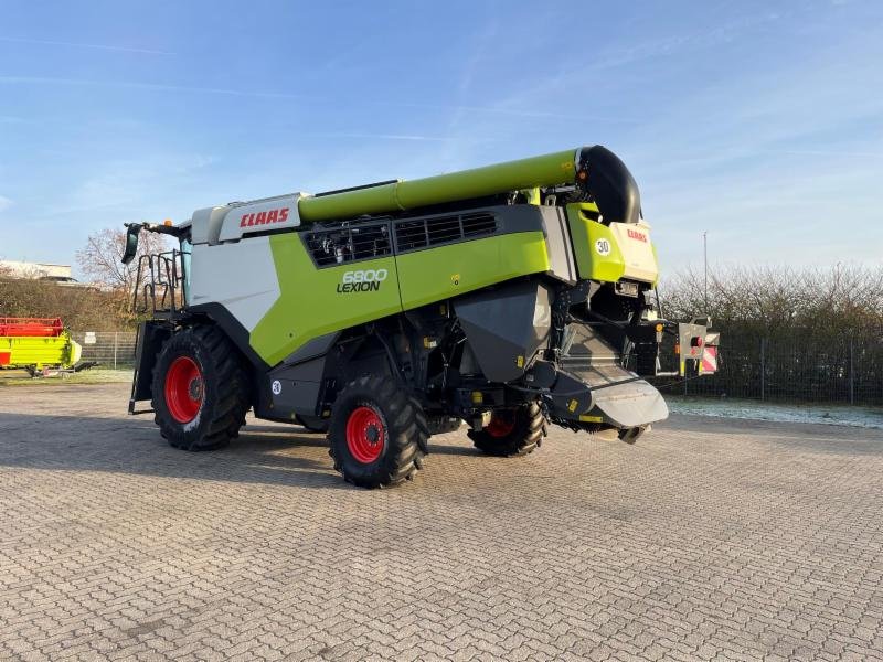 Mähdrescher of the type CLAAS LEXION 6800, Gebrauchtmaschine in Hockenheim (Picture 3)