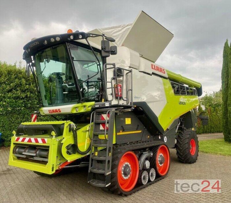 Mähdrescher del tipo CLAAS Lexion 6800, Gebrauchtmaschine In Östringen (Immagine 1)