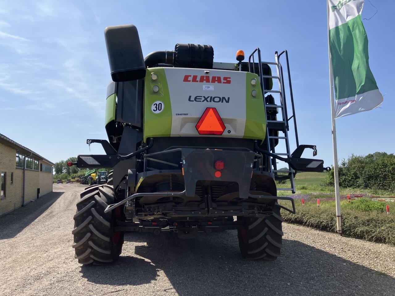 Mähdrescher typu CLAAS LEXION 6900 4 WD, Gebrauchtmaschine v Grindsted (Obrázok 13)