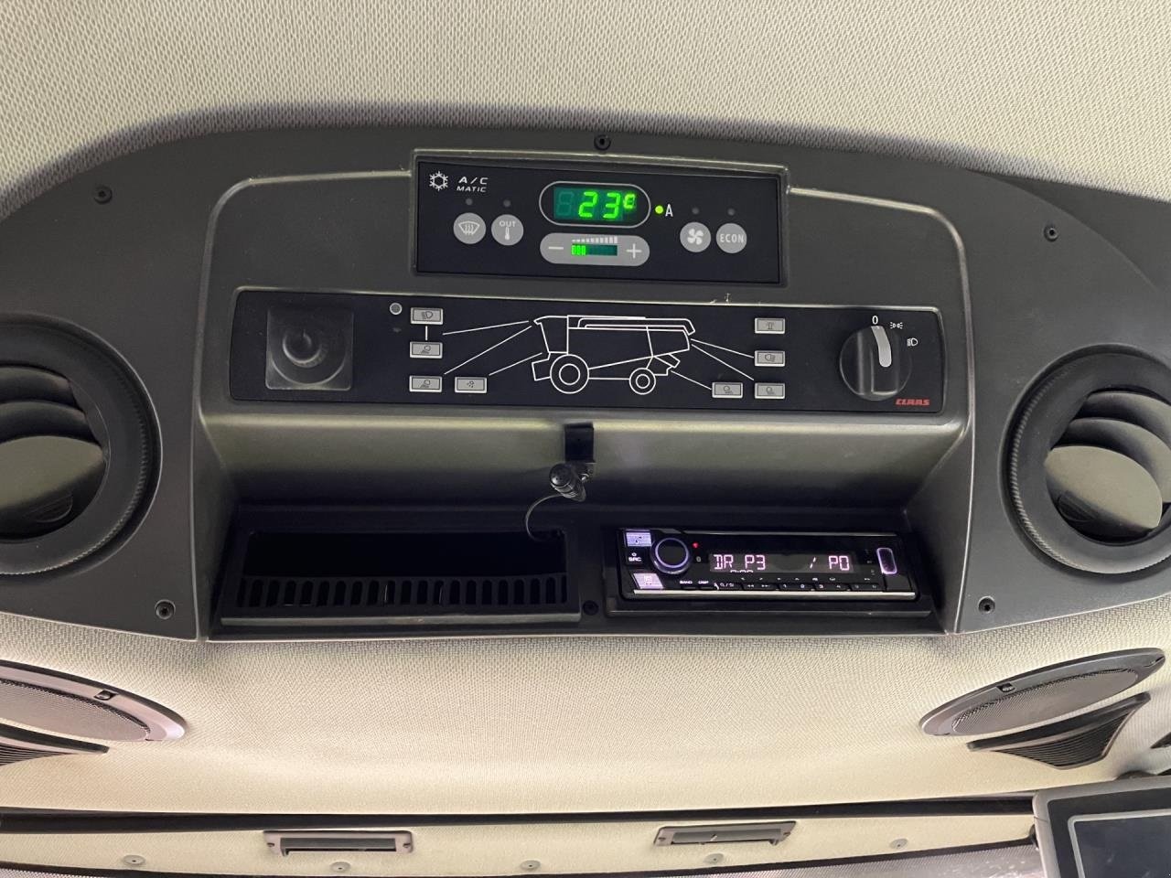 Mähdrescher typu CLAAS LEXION 6900 4 WD, Gebrauchtmaschine v Grindsted (Obrázok 3)