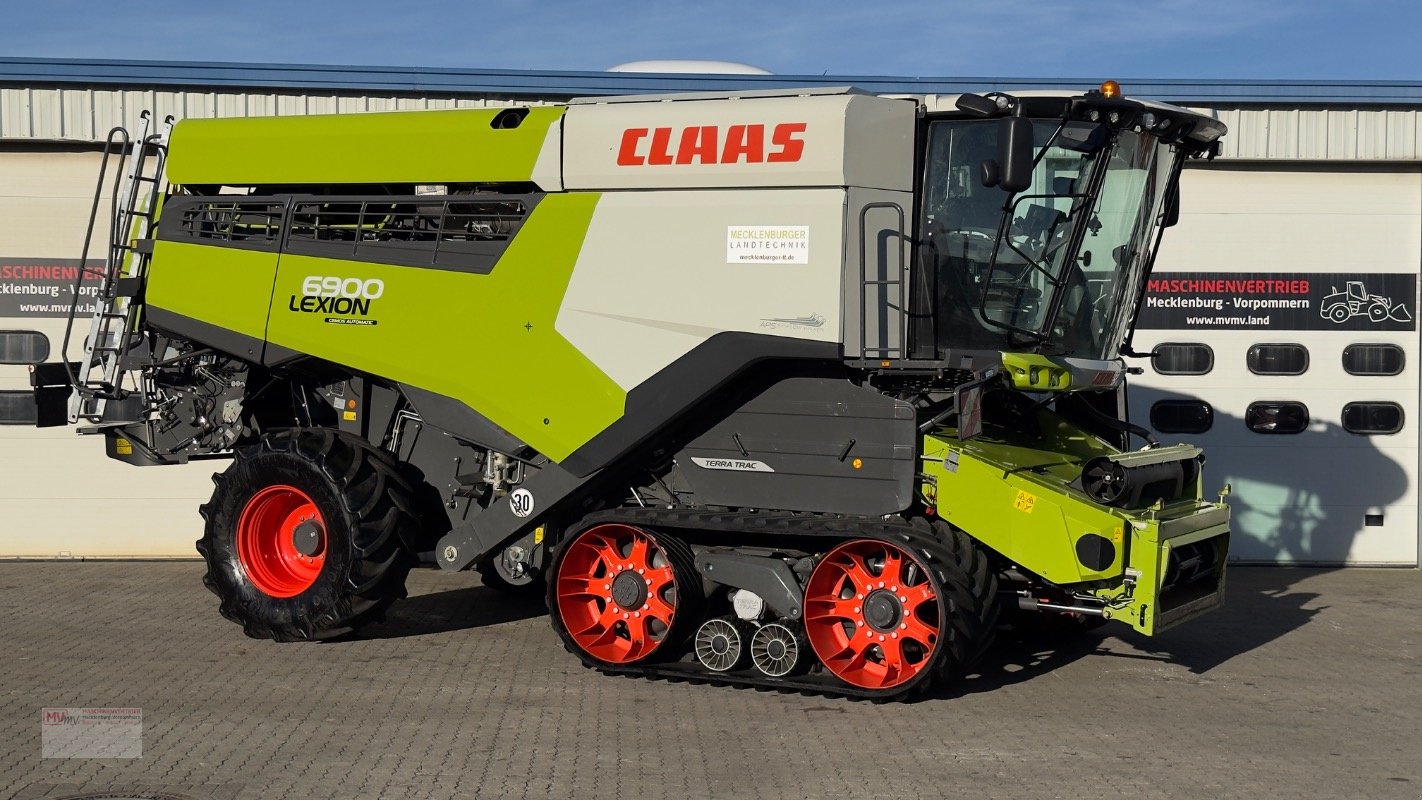 Mähdrescher of the type CLAAS Lexion 6900 TerraTrac 890 full Options, Gebrauchtmaschine in Neubrandenburg (Picture 3)
