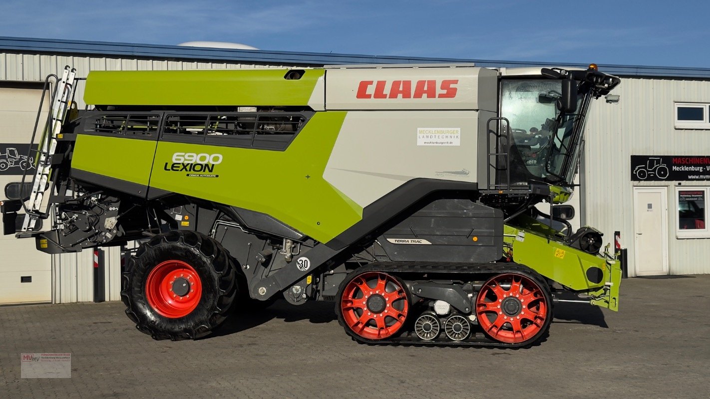 Mähdrescher of the type CLAAS Lexion 6900 TerraTrac 890 full Options, Gebrauchtmaschine in Neubrandenburg (Picture 4)