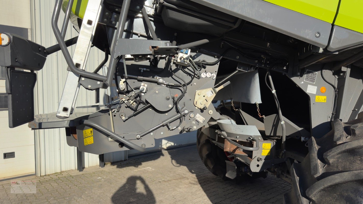Mähdrescher of the type CLAAS Lexion 6900 TerraTrac 890 full Options, Gebrauchtmaschine in Neubrandenburg (Picture 14)