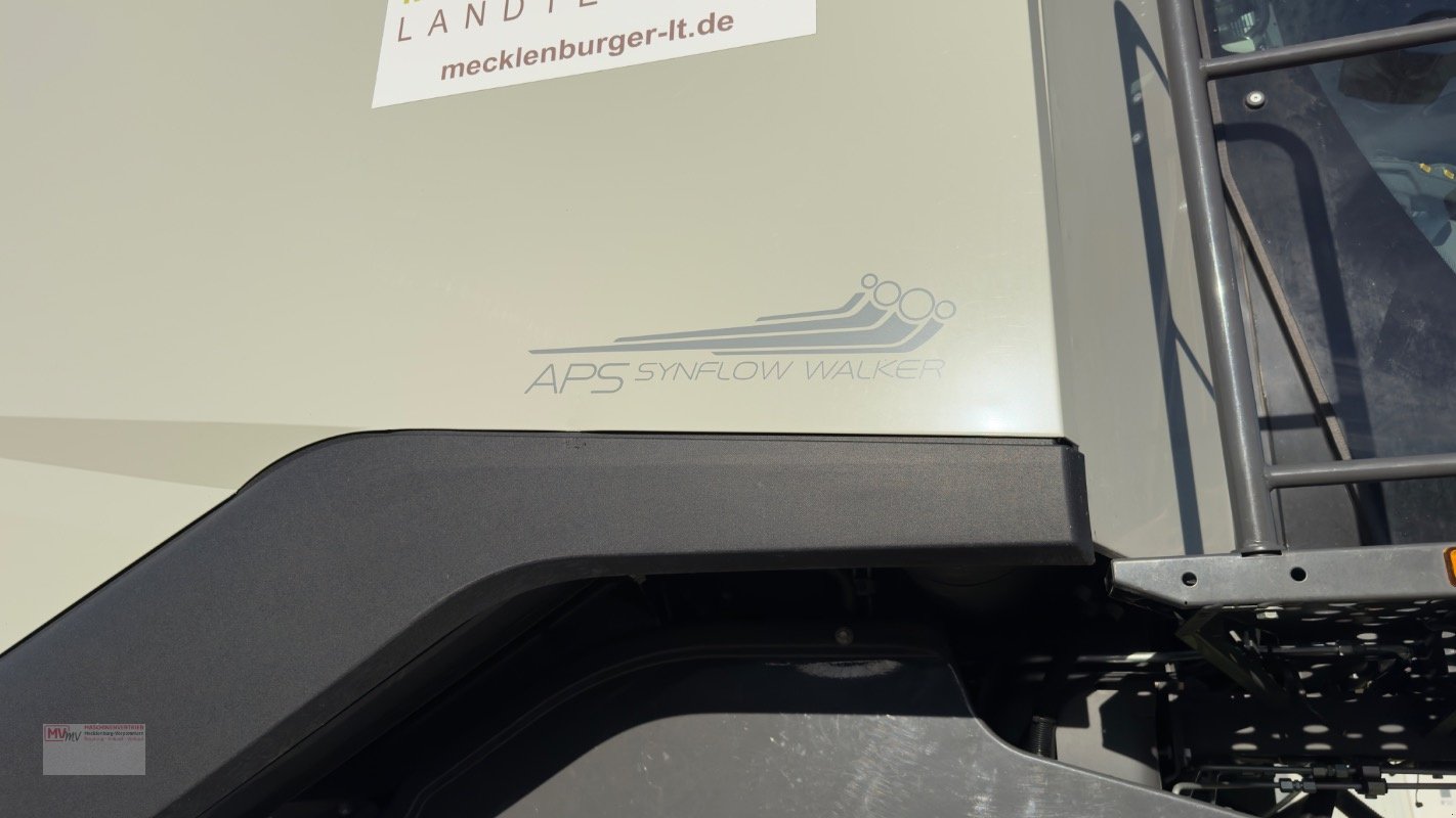 Mähdrescher of the type CLAAS Lexion 6900 TerraTrac 890 full Options, Gebrauchtmaschine in Neubrandenburg (Picture 12)