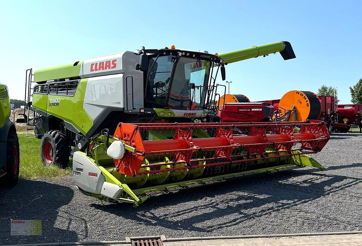 Mähdrescher типа CLAAS LEXION 6900 TT TERRA TRAC, VARIO 770 AC (2022), Quantimeter, CEMOS S7, 40 km/h, nur 993 h !, Gebrauchtmaschine в Molbergen (Фотография 25)