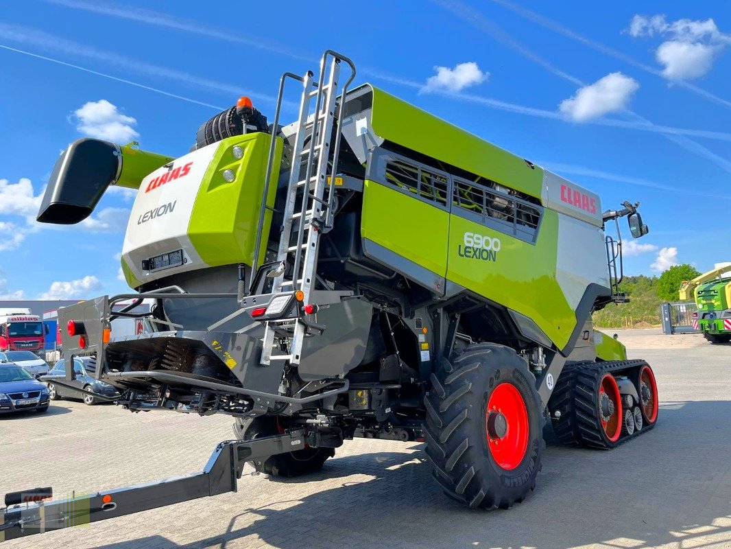 Mähdrescher типа CLAAS LEXION 6900 TT TERRA TRAC, VARIO 770 AC (2022), Quantimeter, CEMOS S7, 40 km/h, nur 993 h !, Gebrauchtmaschine в Molbergen (Фотография 5)
