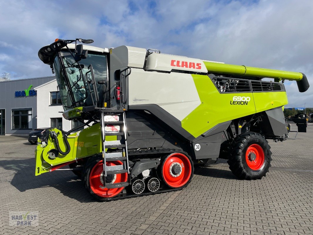 Mähdrescher des Typs CLAAS LEXION 6900 TT, Gebrauchtmaschine in Emsbüren (Bild 2)