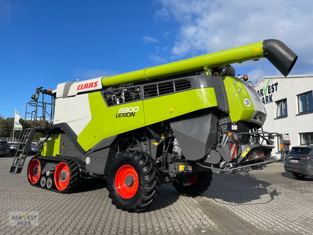Mähdrescher des Typs CLAAS LEXION 6900 TT, Gebrauchtmaschine in Emsbüren (Bild 3)