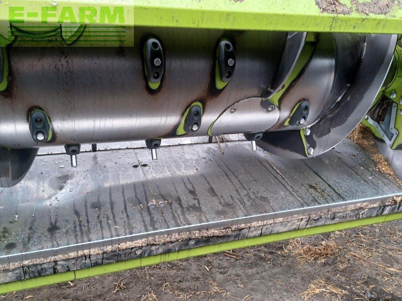 Mähdrescher of the type CLAAS LEXION 6900 TT, Gebrauchtmaschine in ALNWICK (Picture 11)