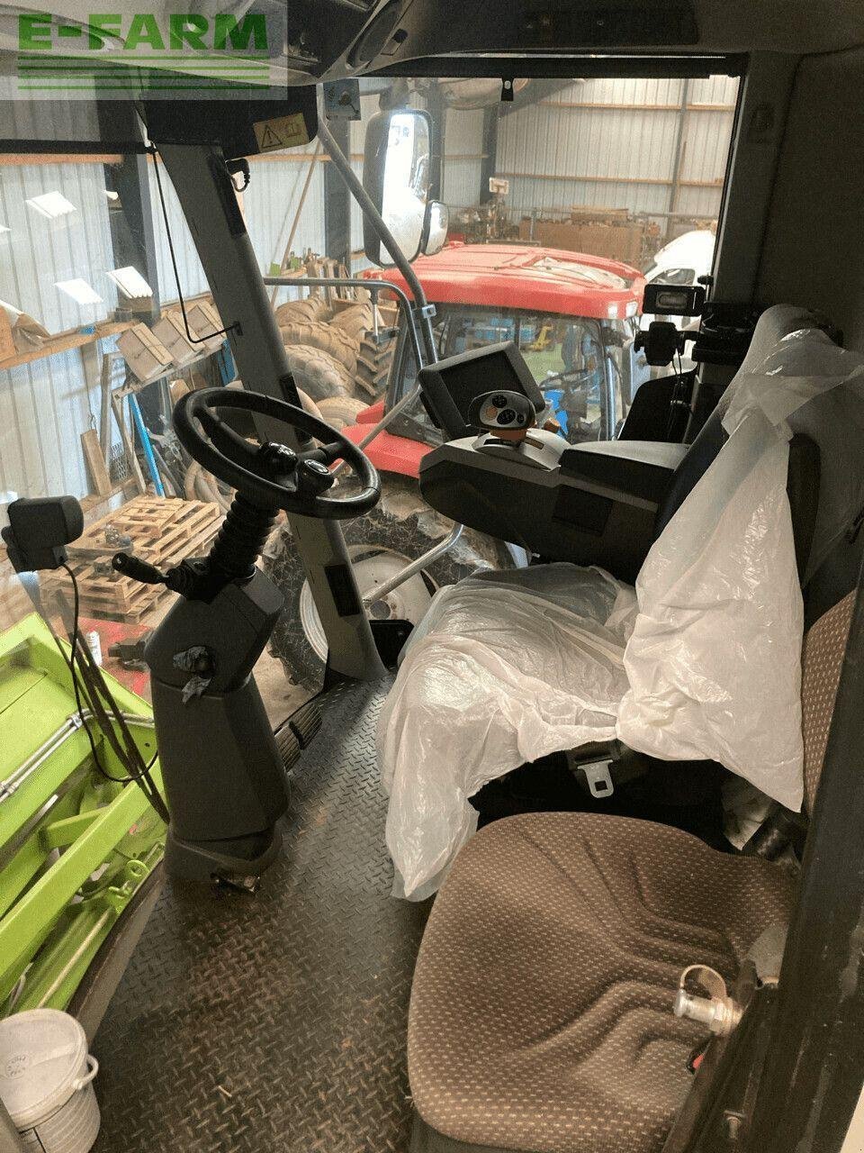 Mähdrescher of the type CLAAS lexion 740 t4, Gebrauchtmaschine in PONTIVY (56 - MORBIHAN) (Picture 9)