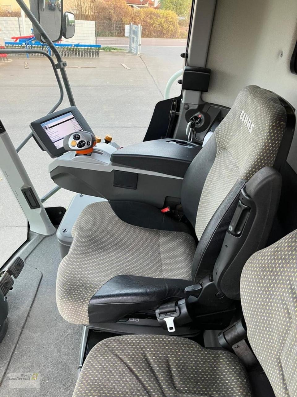 Mähdrescher des Typs CLAAS Lexion 740 Tier 4, Gebrauchtmaschine in Schora (Bild 7)