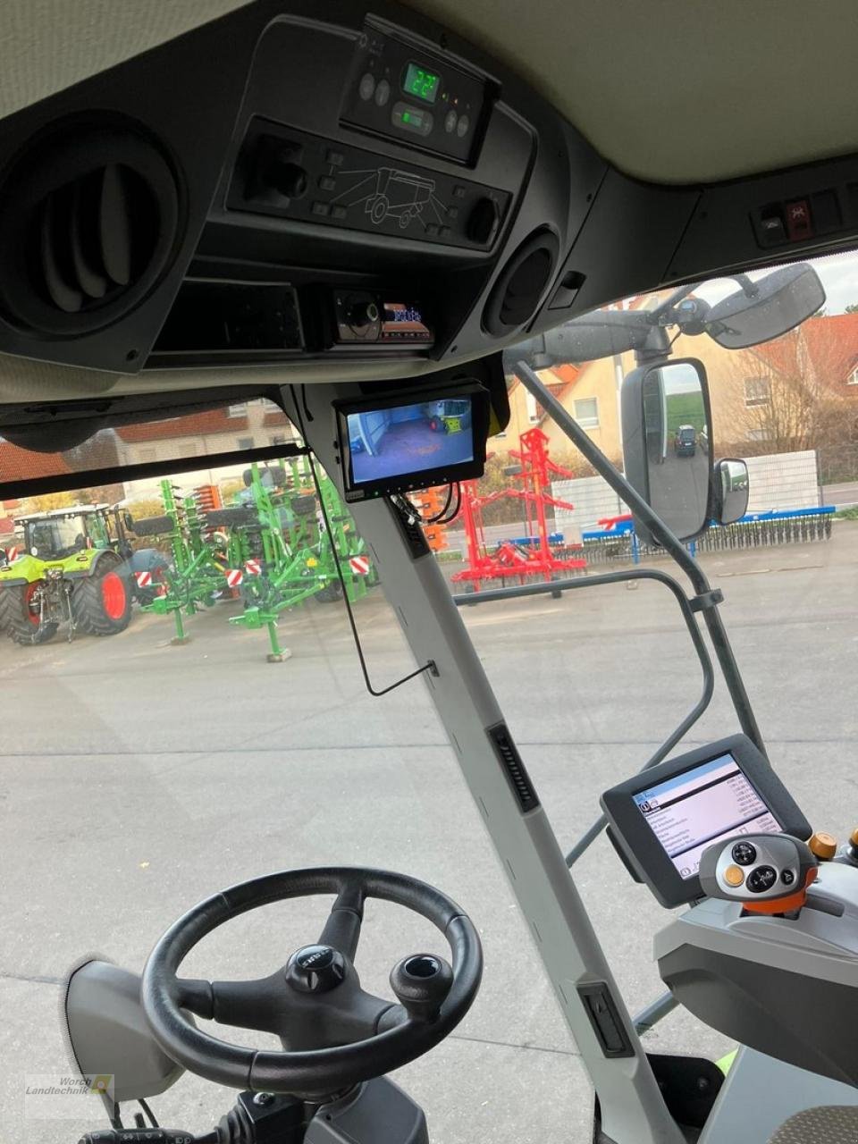 Mähdrescher des Typs CLAAS Lexion 740 Tier 4, Gebrauchtmaschine in Schora (Bild 8)