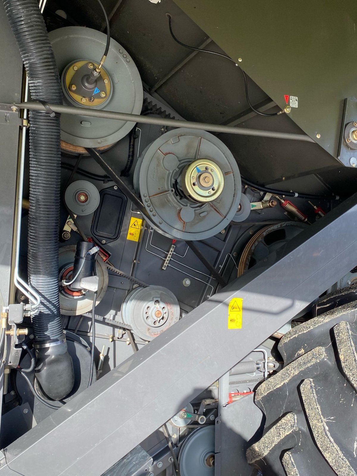 Mähdrescher van het type CLAAS Lexion 740, Gebrauchtmaschine in Hemau (Foto 10)