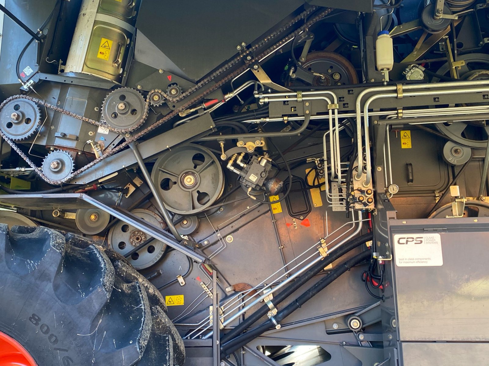 Mähdrescher van het type CLAAS Lexion 740, Gebrauchtmaschine in Hemau (Foto 13)