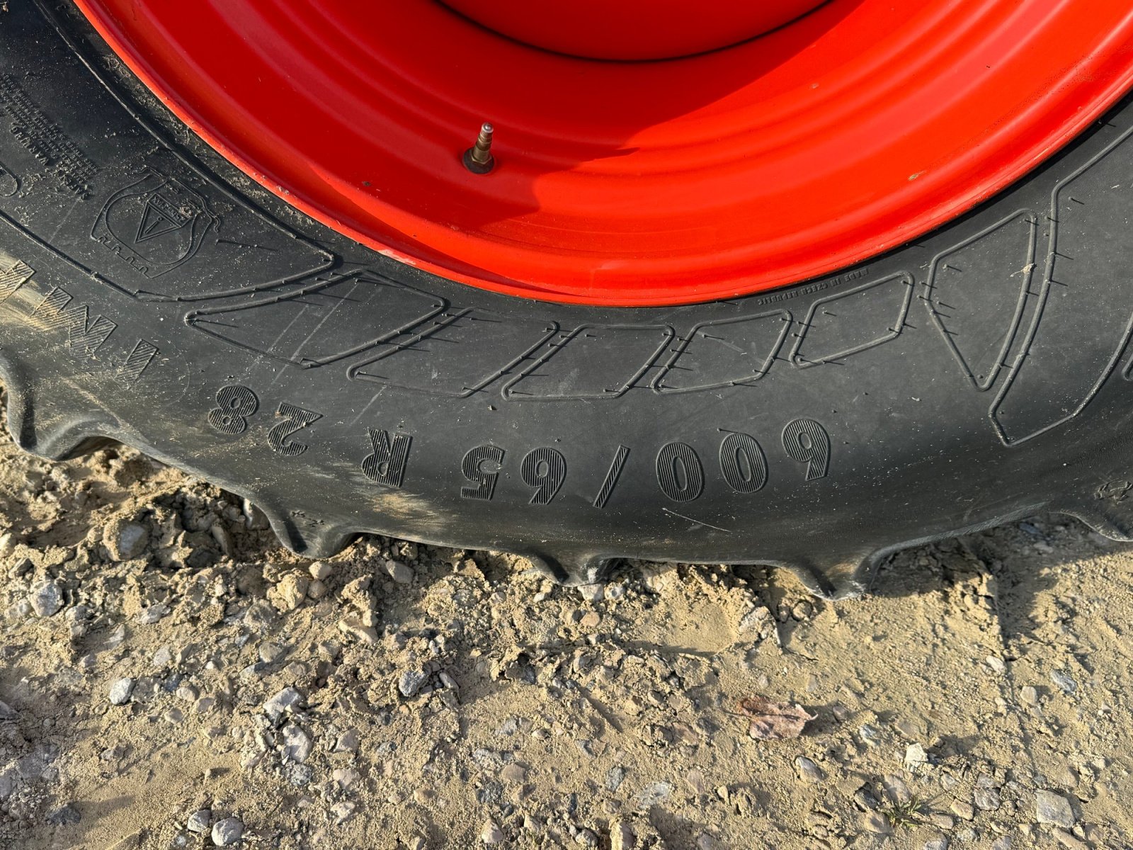 Mähdrescher des Typs CLAAS Lexion 740, Gebrauchtmaschine in Hemau (Bild 12)