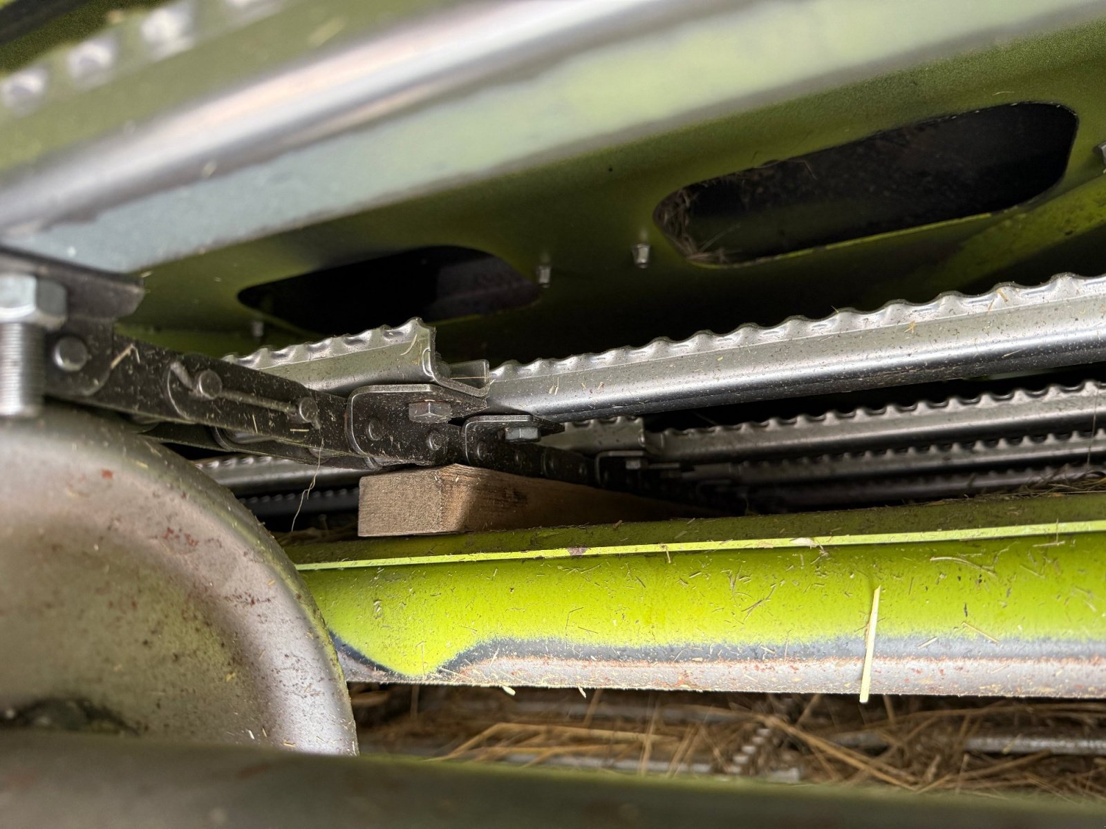 Mähdrescher des Typs CLAAS Lexion 740, Gebrauchtmaschine in Hemau (Bild 20)