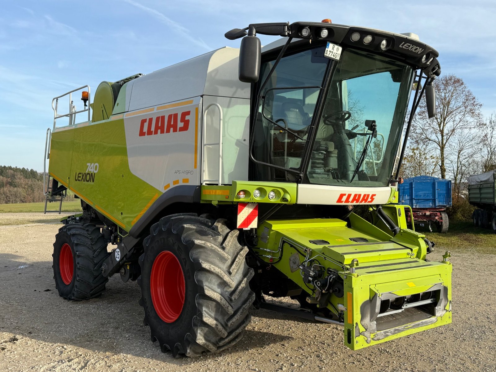 Mähdrescher от тип CLAAS Lexion 740, Gebrauchtmaschine в Hemau (Снимка 4)