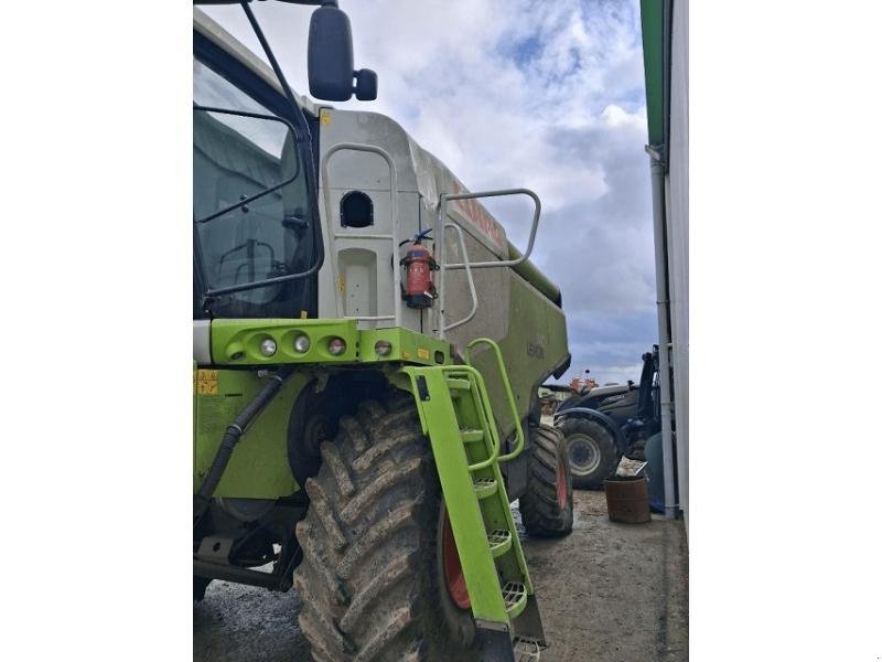 Mähdrescher Türe ait CLAAS LEXION 740, Gebrauchtmaschine içinde PITHIVIERS Cedex (resim 2)