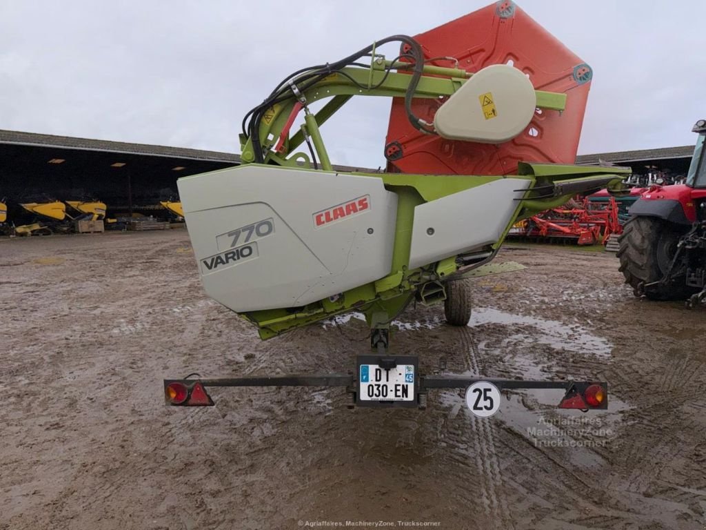 Mähdrescher za tip CLAAS LEXION 740, Gebrauchtmaschine u FRESNAY LE COMTE (Slika 10)