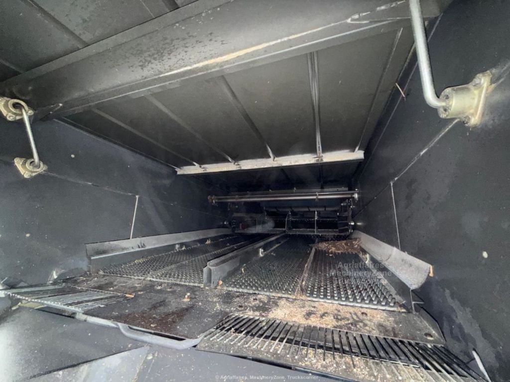 Mähdrescher za tip CLAAS LEXION 740, Gebrauchtmaschine u FRESNAY LE COMTE (Slika 9)