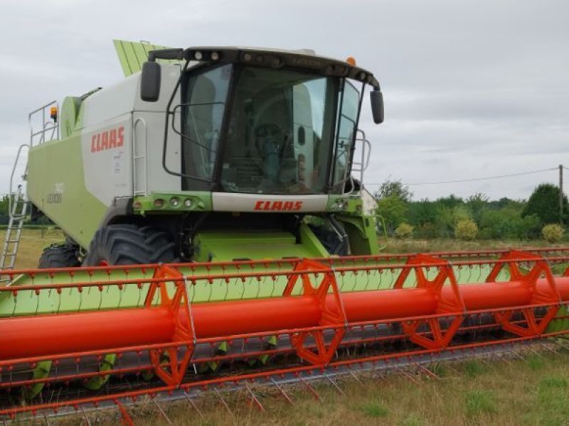 Mähdrescher za tip CLAAS LEXION 740, Gebrauchtmaschine u VOVES (Slika 1)