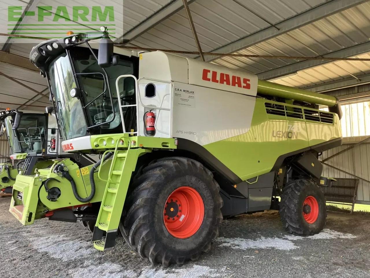 Mähdrescher typu CLAAS lexion 740, Gebrauchtmaschine v PLOUIGNEAU (Obrázek 1)